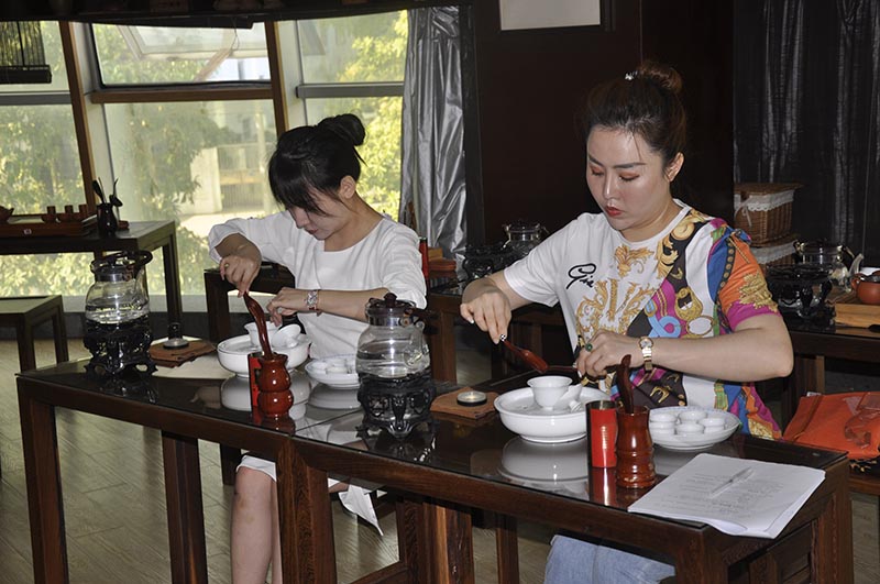 北京茶艺培训学什么？学茶艺表演是茶艺吗？
